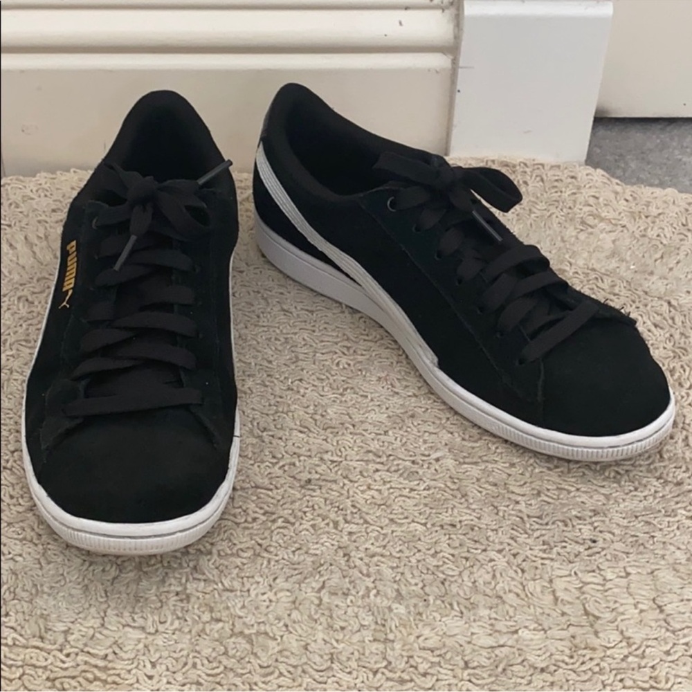 Women’s Puma Vikky soft foam shoes with box